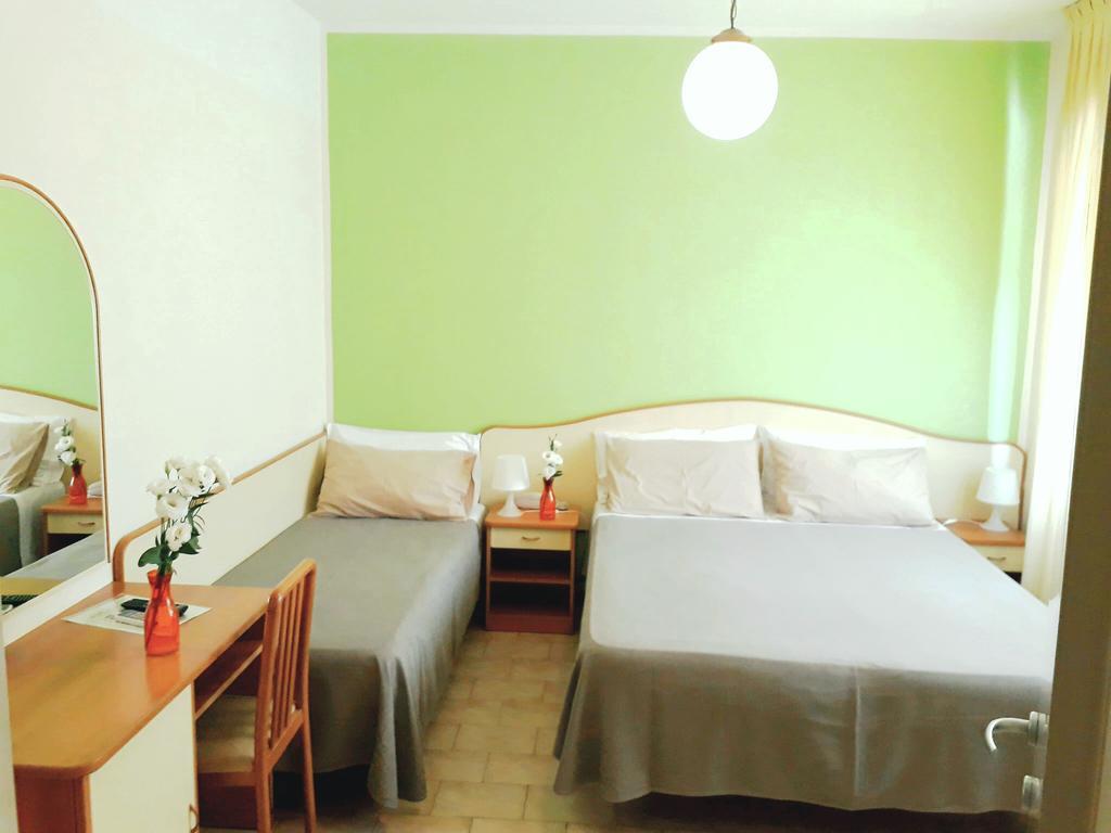 Hotel Helvetia Milano Marittima Extérieur photo